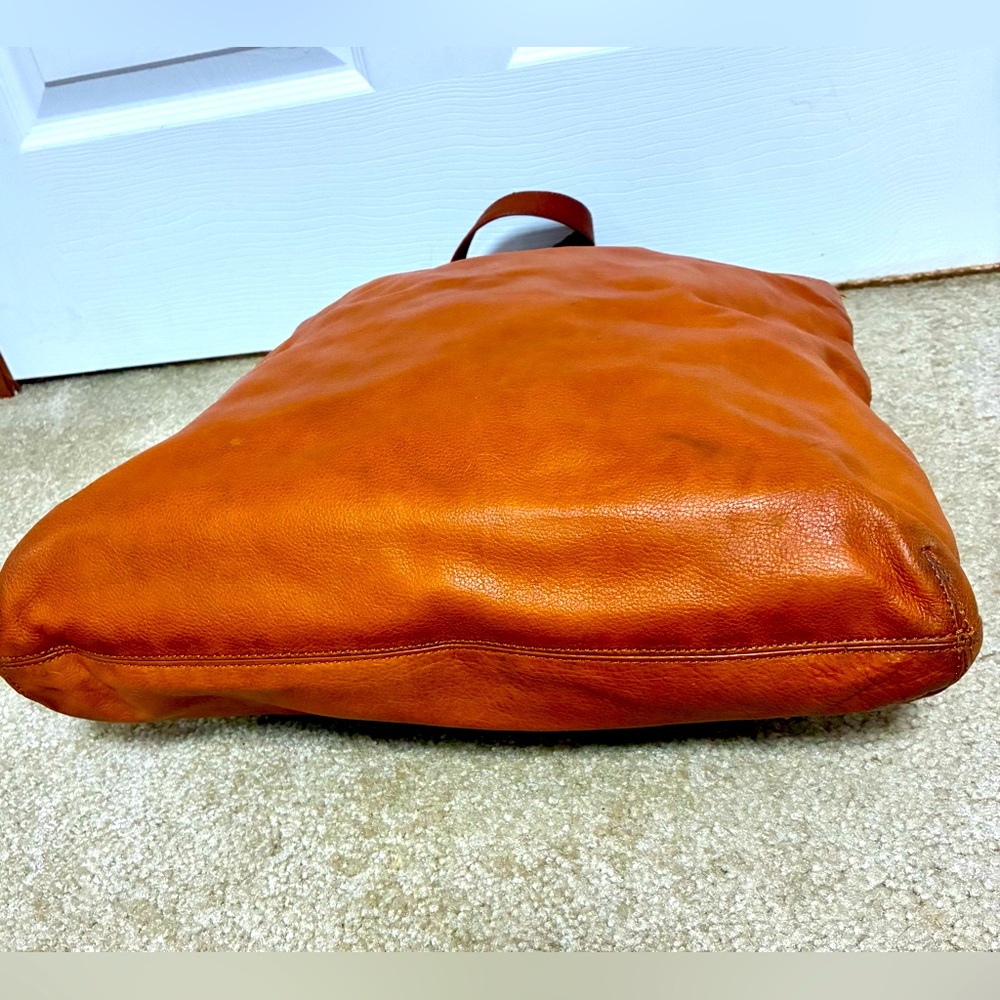 Tory Burch all leather perforated large tote work bag laptop cognac workwear - Picture 3 of 6